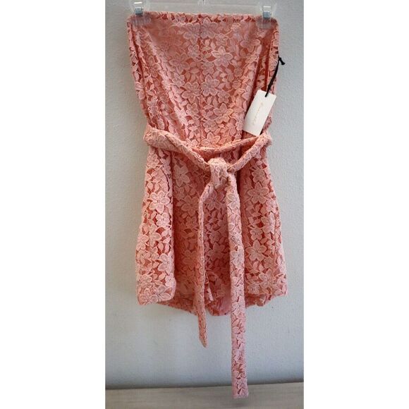 Line & Dot LR6201B Women's Sz Small Pink Floral Lace Sleeveless Lined Romper - Picture 1 of 12